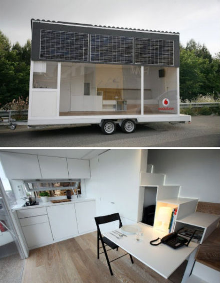 tiny-houses-vodafone-solar-house