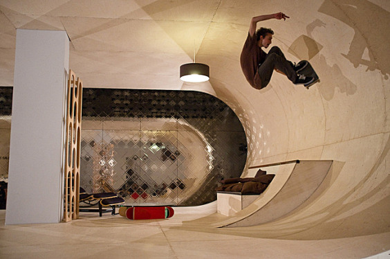 Awesome-Wall-Design-For-Skateboarding-PAS-House-Design