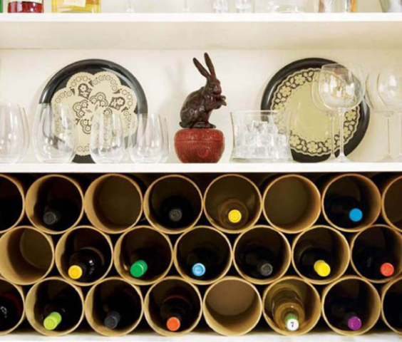 smart-interior-ideas-with-DIY-Mailing-Tubes-Wine-Rack