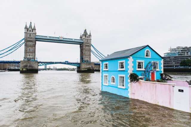 airbnb-floating-house-river-thames-london-designboom-05
